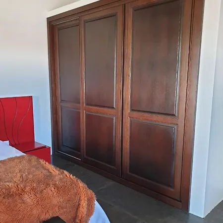 Casa Do Outeiro - Al Tatil Evi Praia da Vitória